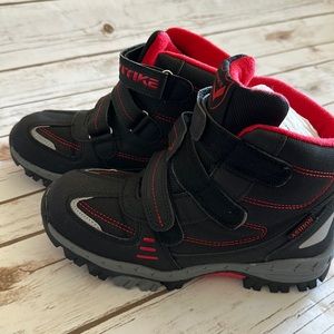 Boys hiking/ snow shoes